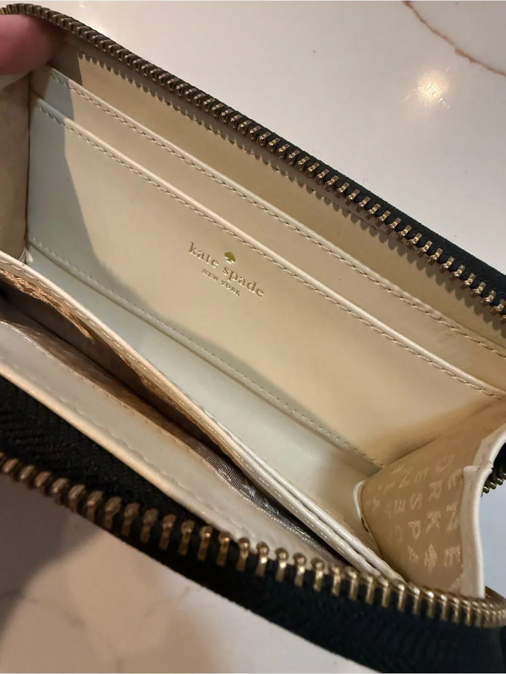 KATE SPADE Jazzy Black Patent Wristlet Wallet